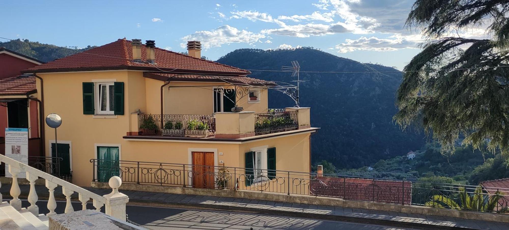 Camera Tra Le Cinque Terre, Camogli E Portofino. Vista Valle E Scorcio Mare All'Orizzonte Castiglione Chiavarese エクステリア 写真